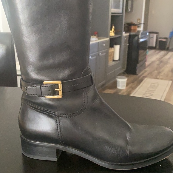 MK fine leather line boots two tone size 7 with zipper . - Picture 3 of 11